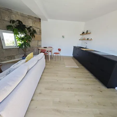 Casa Con Jardin, Piscina Privada Y Vistas A Islas Cies * 尼格兰