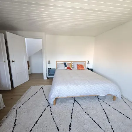 Casa Con Jardin, Piscina Privada Y Vistas A Islas Cies *