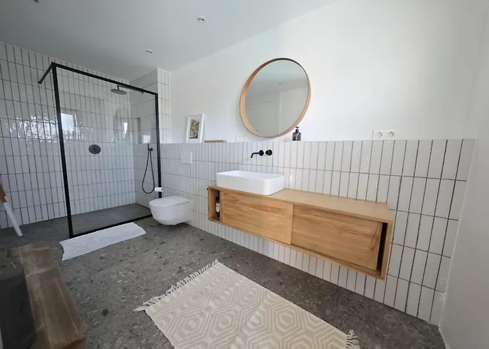 Casa Con Jardin, Piscina Privada Y Vistas A Las Islas Cies 尼格兰