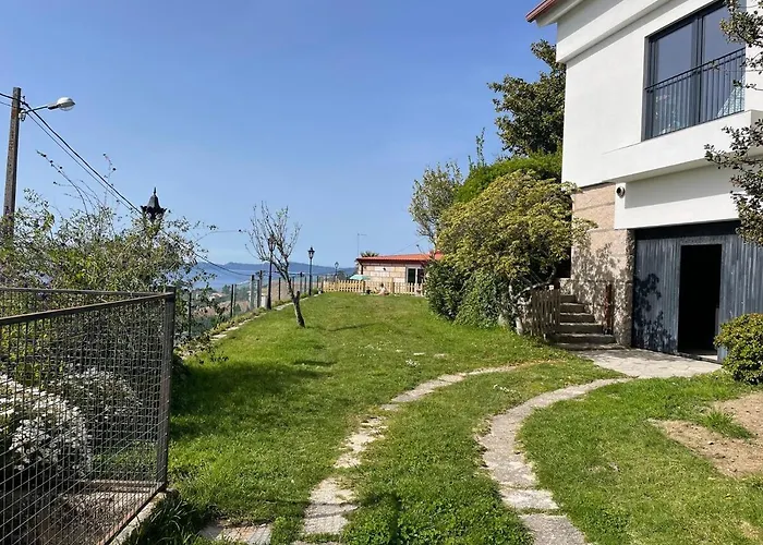 Casa Con Jardin, Piscina Privada Y Vistas A Las Islas Cies 尼格兰